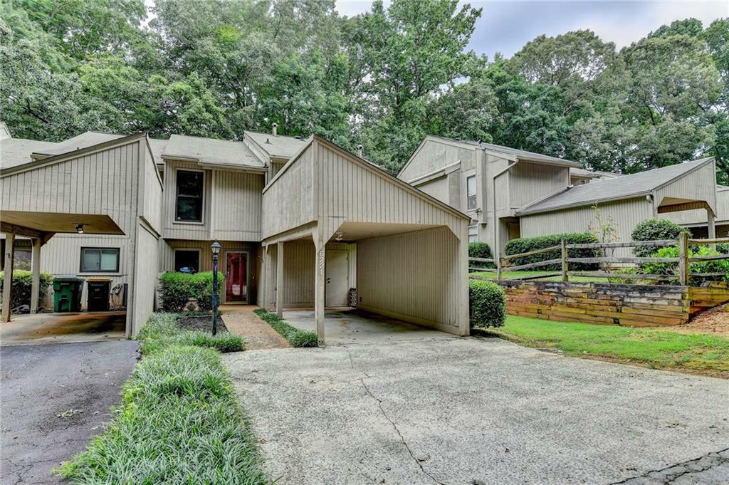Property Photo: 6221 Willow Run Road GA 30092