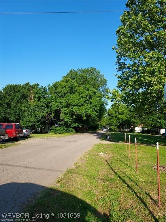 Property Photo: 206 Park Street OK 74953