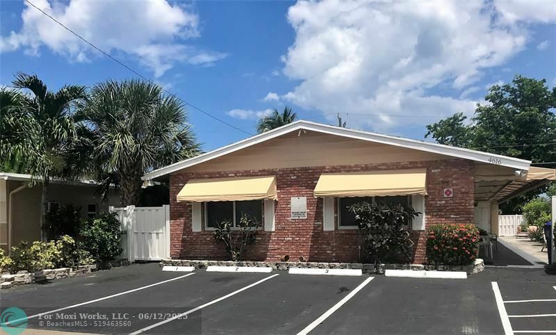 Property Photo: 4616 Poinciana Street 4 FL 33308