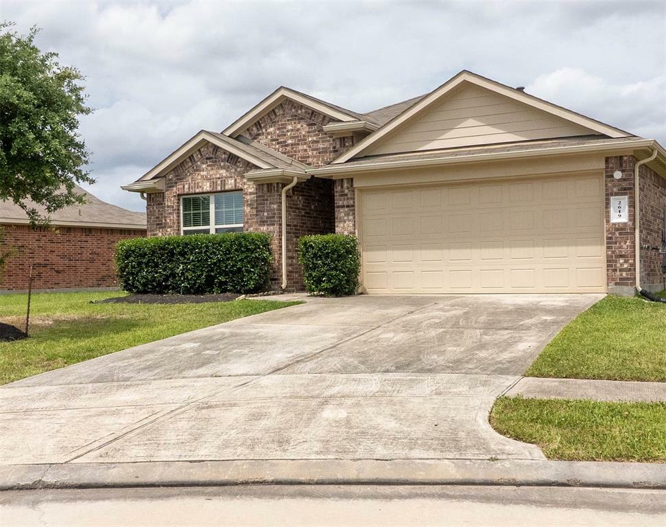 Property Photo:  2619 Ski Lodge Drive  TX 77373 