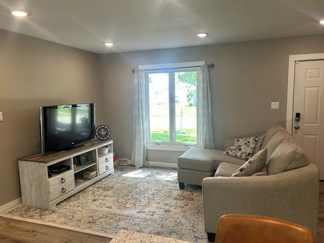 Property Photo: 316 NW Linden Street IA 50023