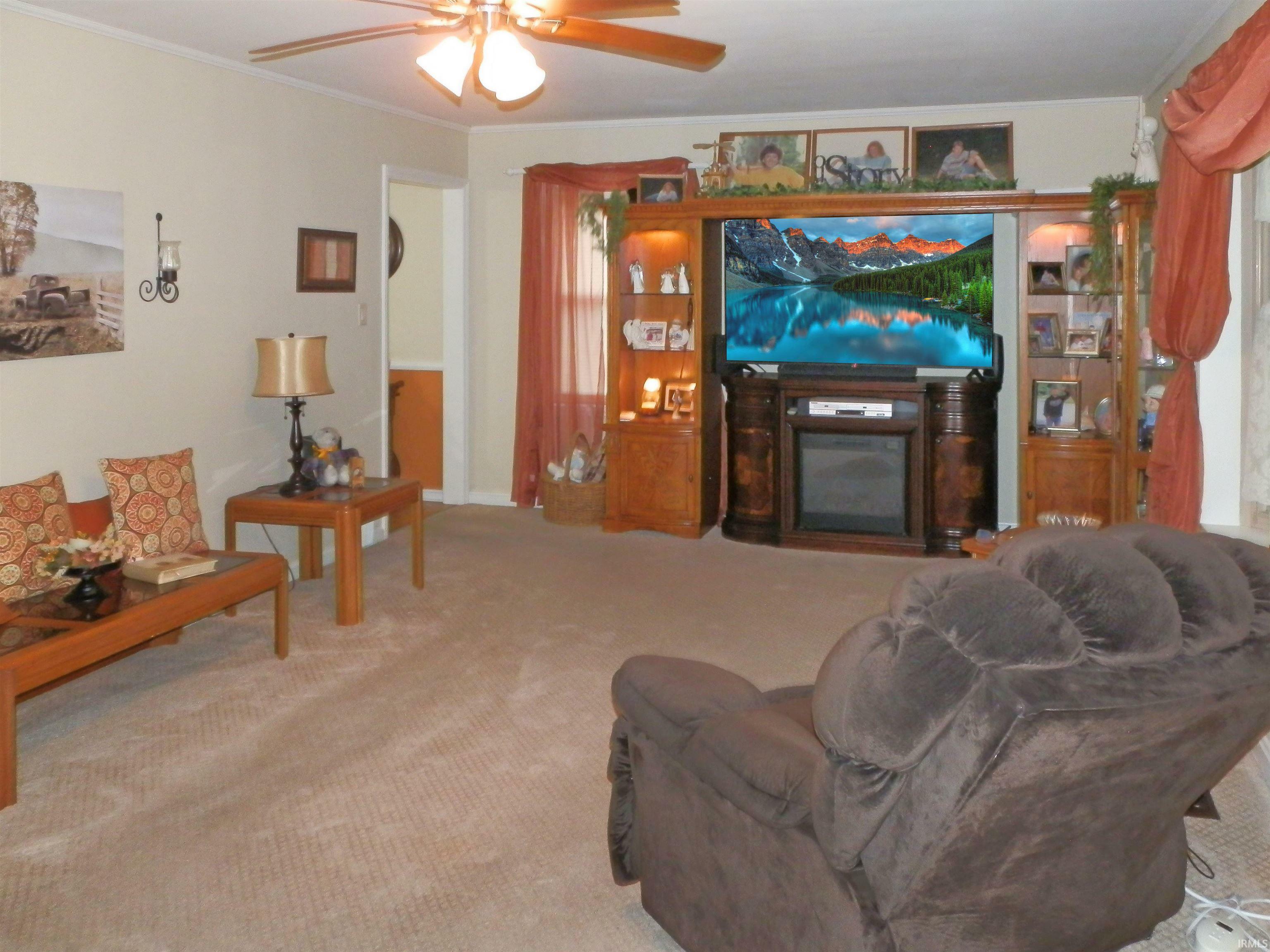 Property Photo: 5412 Monroe Avenue IN 47715