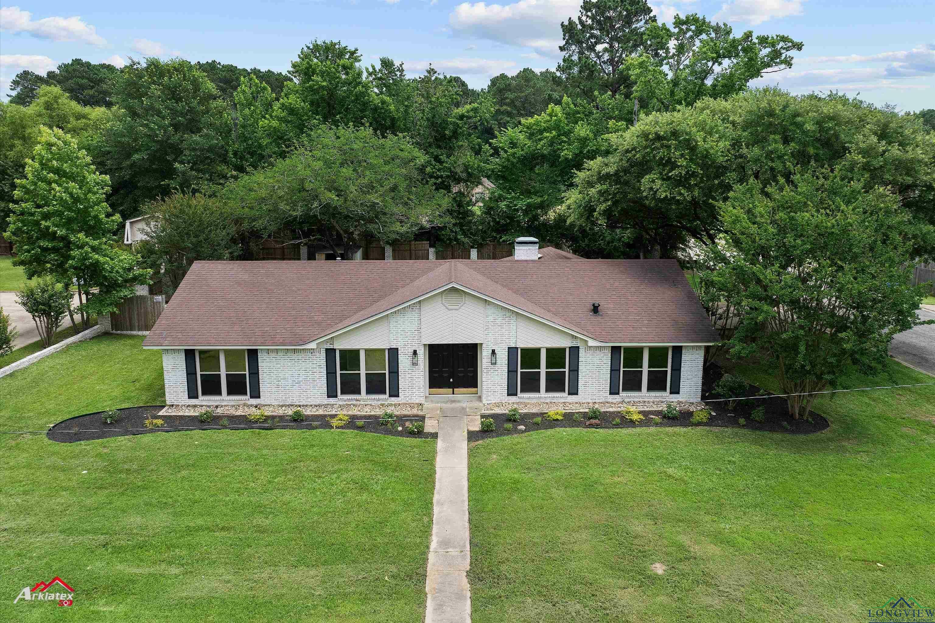 404 Pinewood  Marshall TX 75672 photo