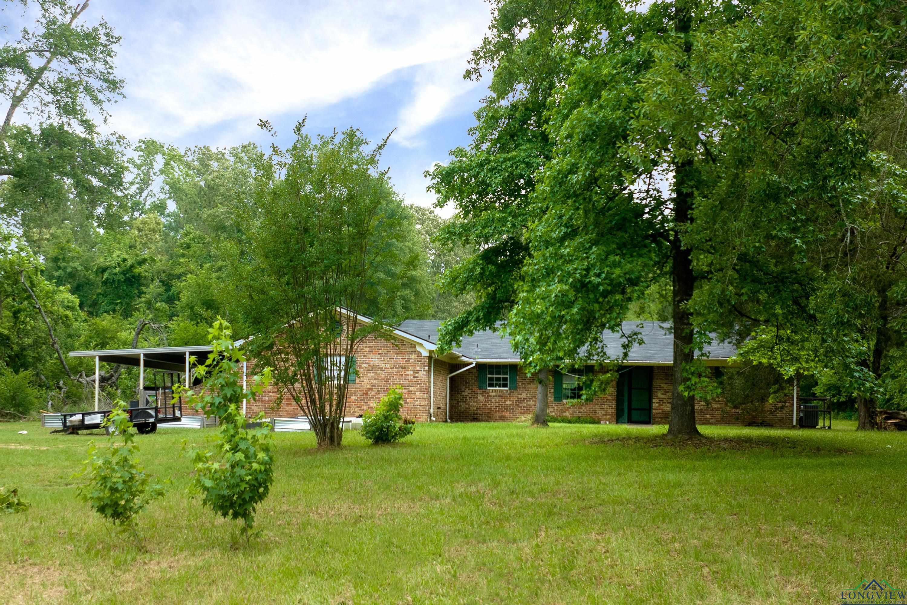 Property Photo: 377 E Cargill Rd TX 75672