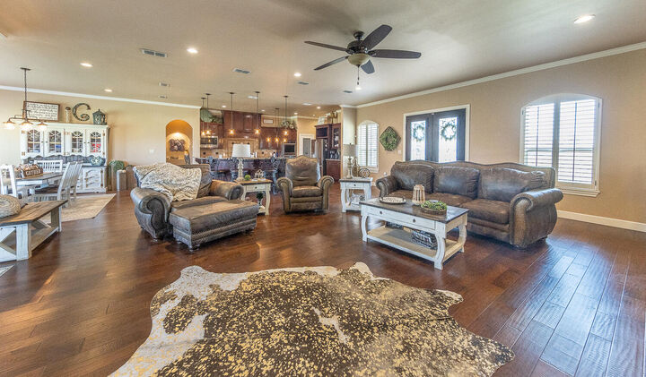 Property Photo: 1060 Comanche Road TX 79381