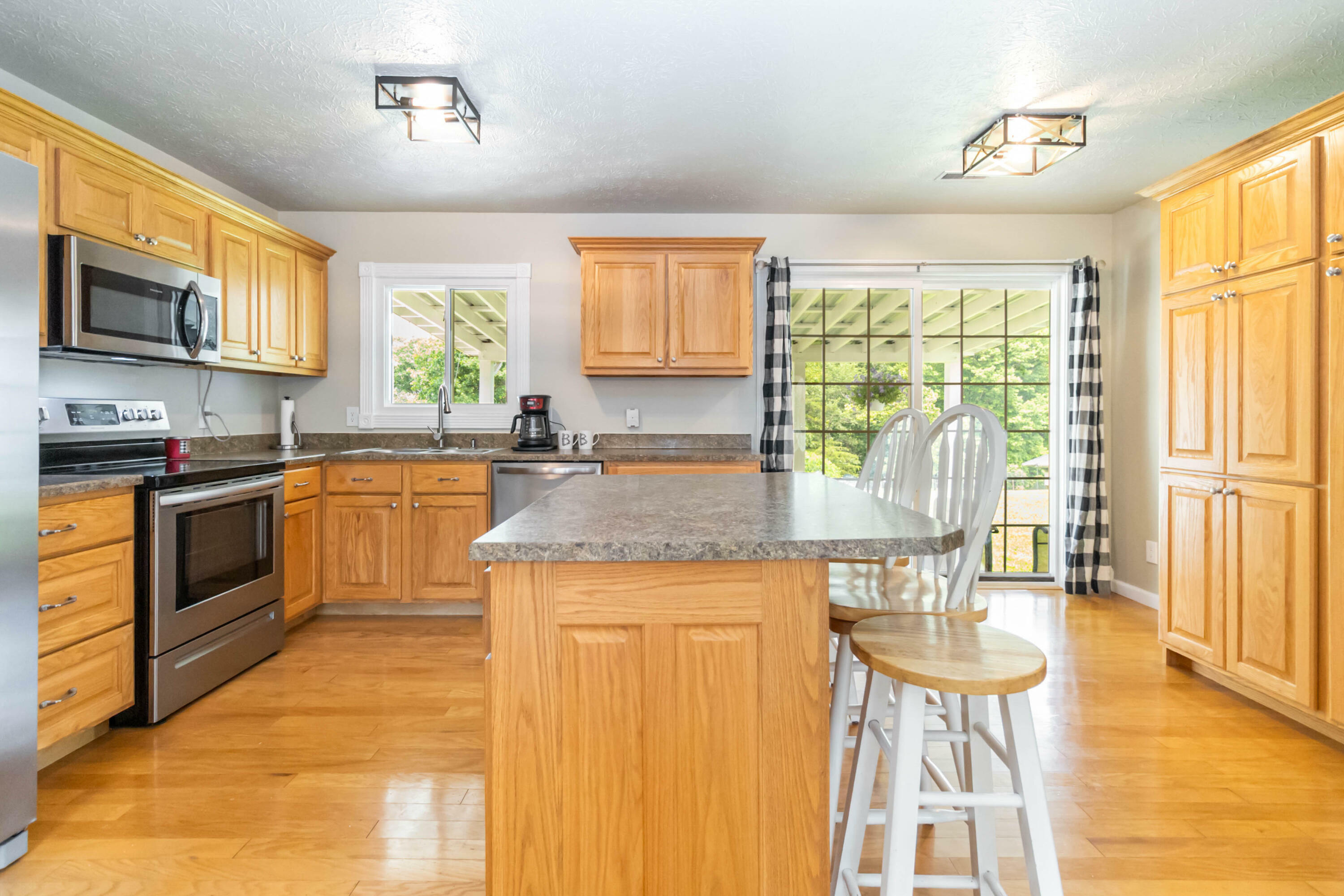 Property Photo: 494 Topton Road KY 40741