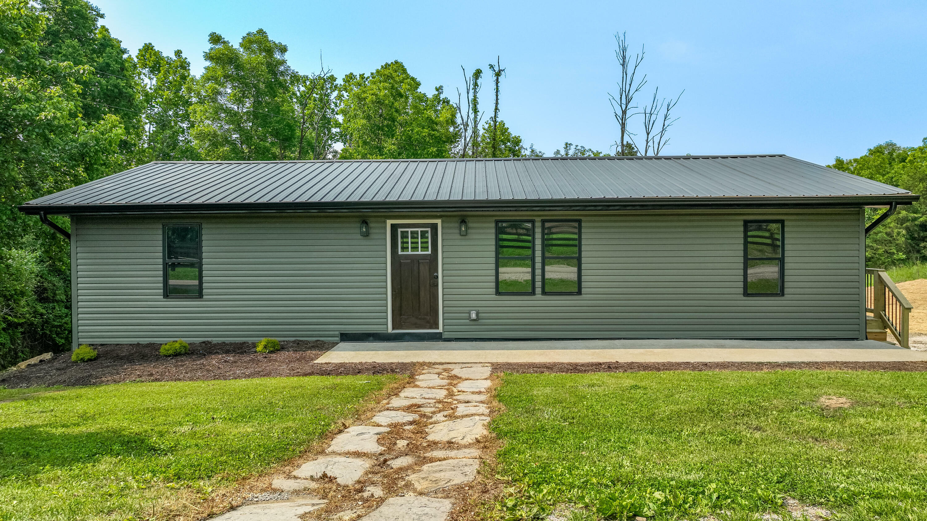 Property Photo: 403 Bethlehem Road KY 40385