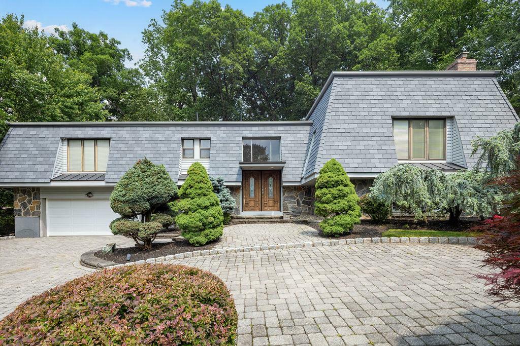 Property Photo:  15 Dunmore Road  NY 10956 