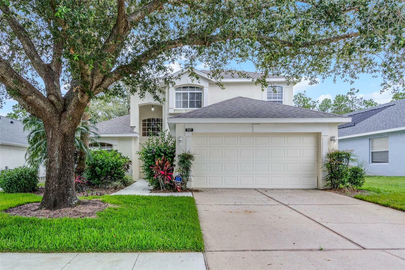 909 Troon Circle  Davenport FL 33897 photo