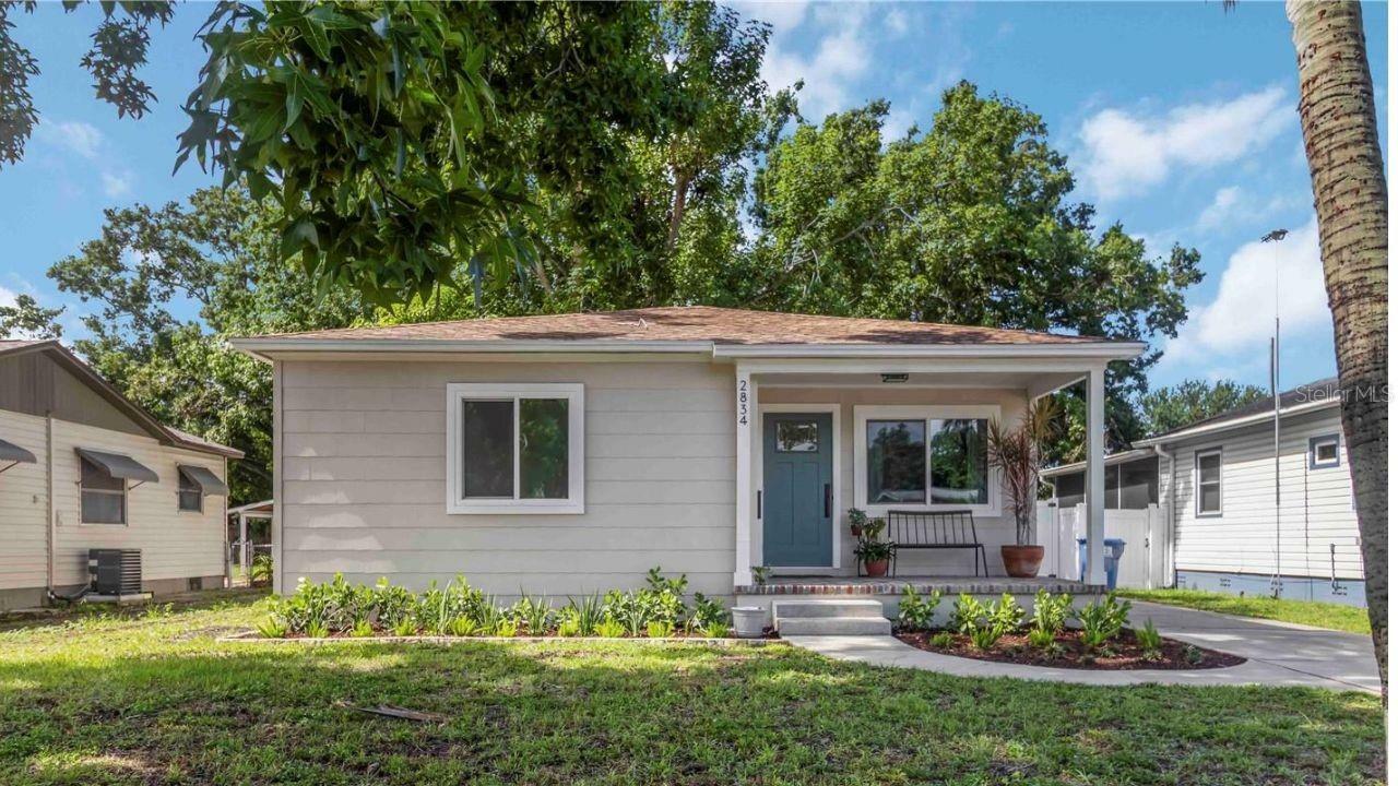 Property Photo: 2834 10th Avenue N FL 33713