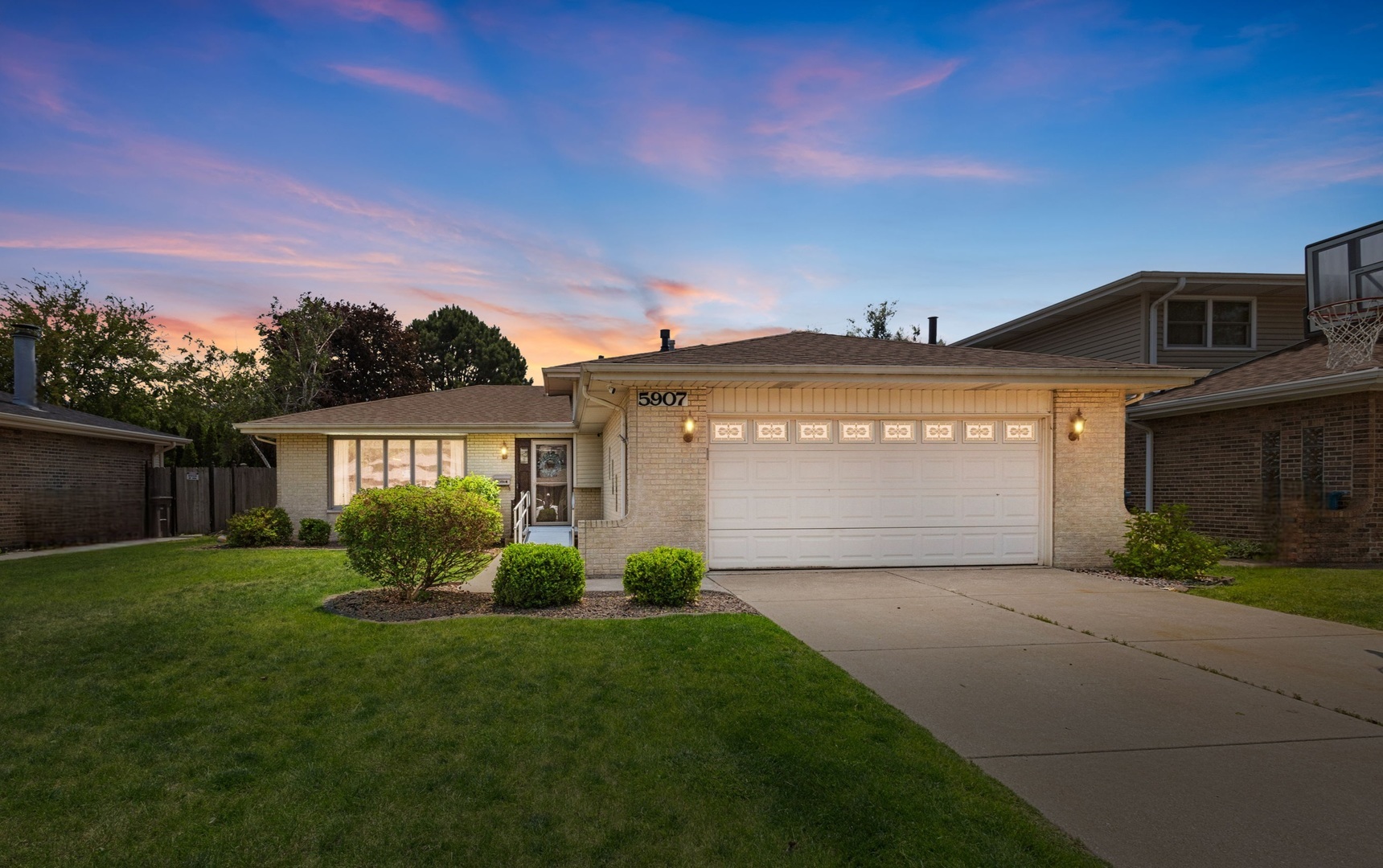 Property Photo:  5907 W 124th Street  IL 60803 