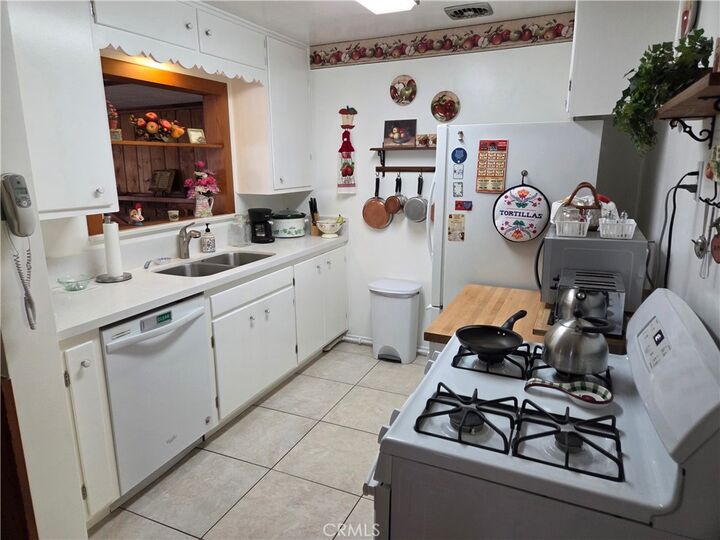 Property Photo: 4249 Lindsay Street CA 92509