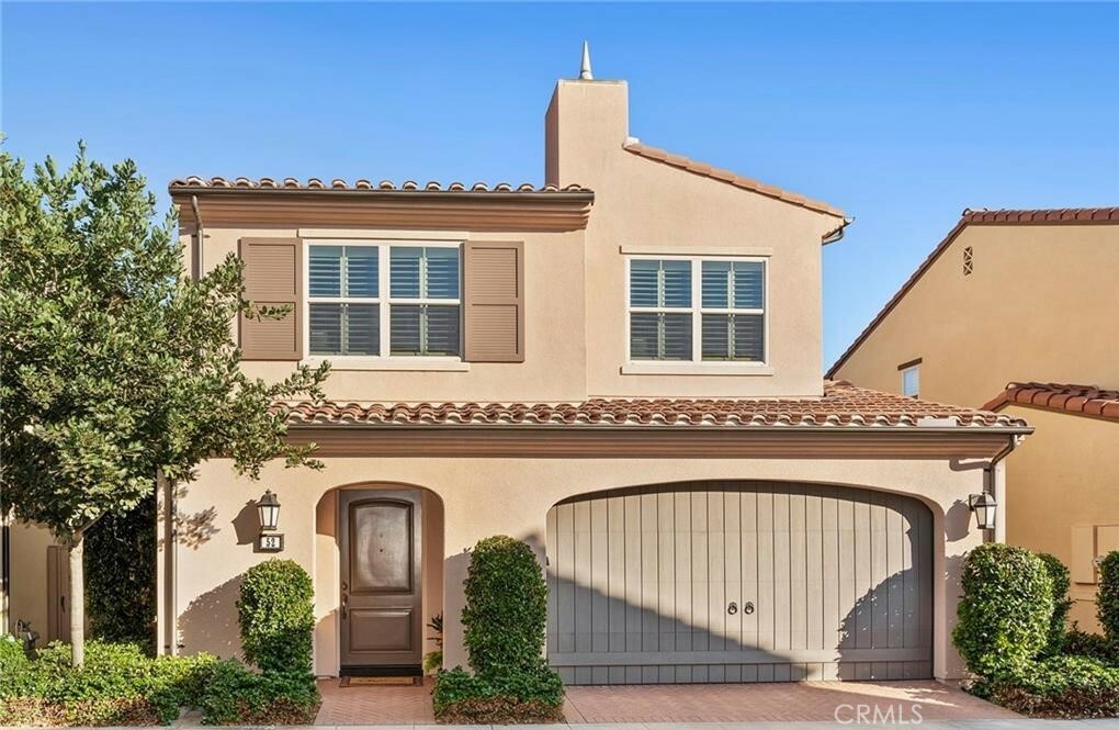 Property Photo: 52 Pendant CA 92620