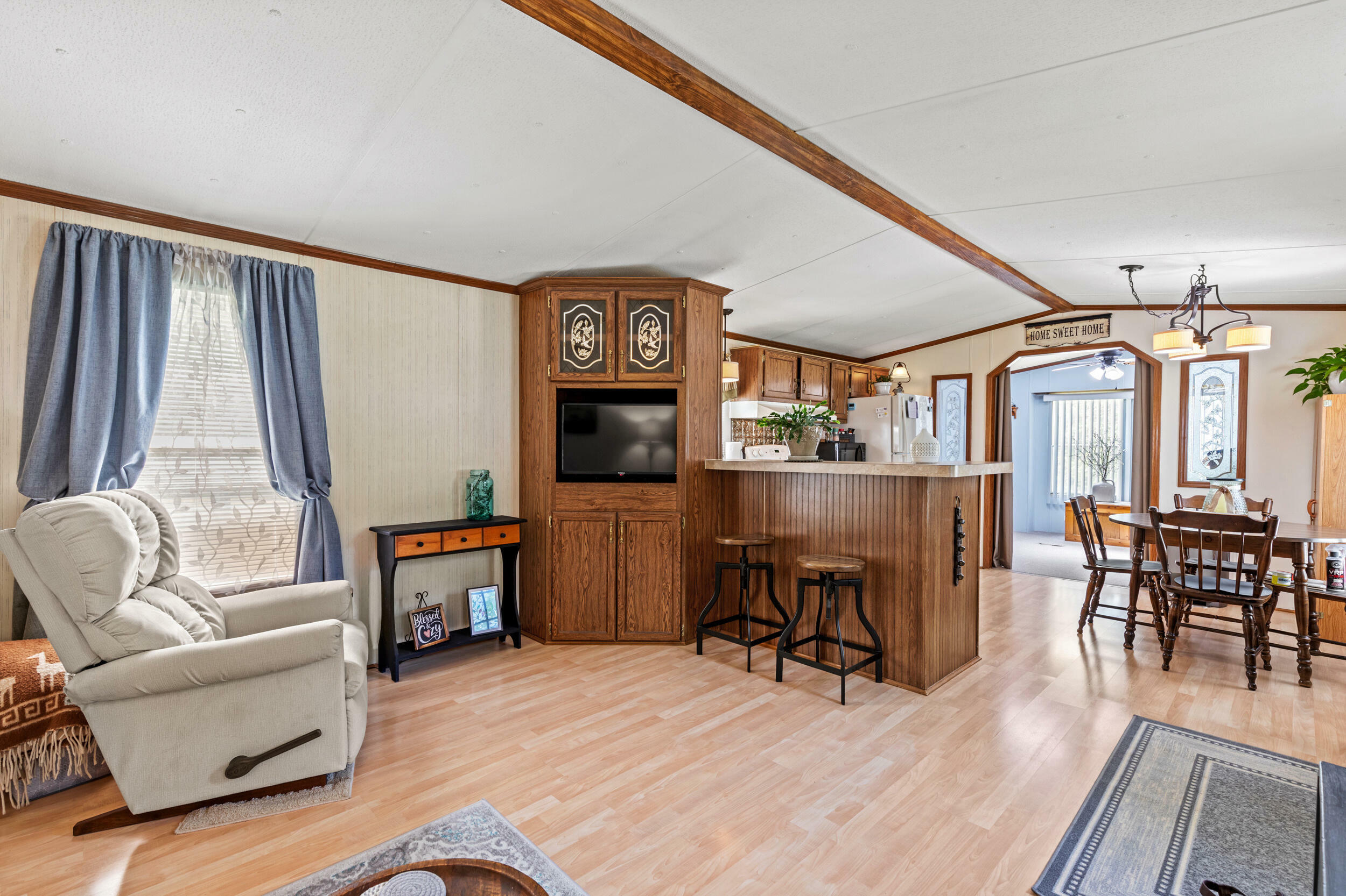 Property Photo: 31 Park Lane ME 04046