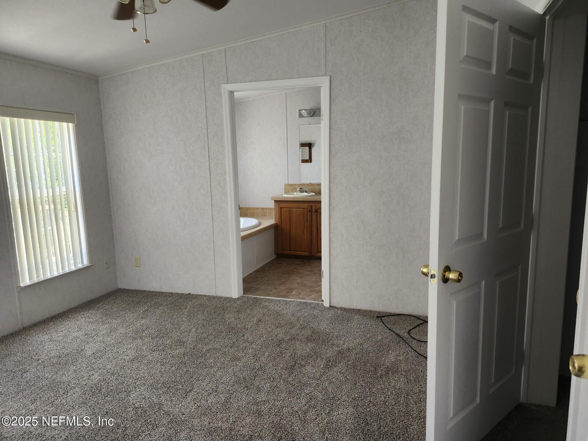 Property Photo: 145 Lake Street FL 32181
