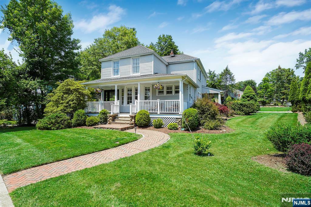 102 Colony Avenue  Park Ridge NJ 07656 photo