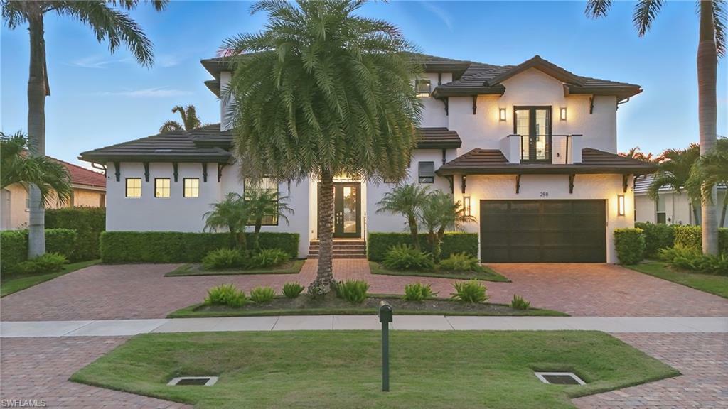 Property Photo: 258 Capistrano Ct FL 34145