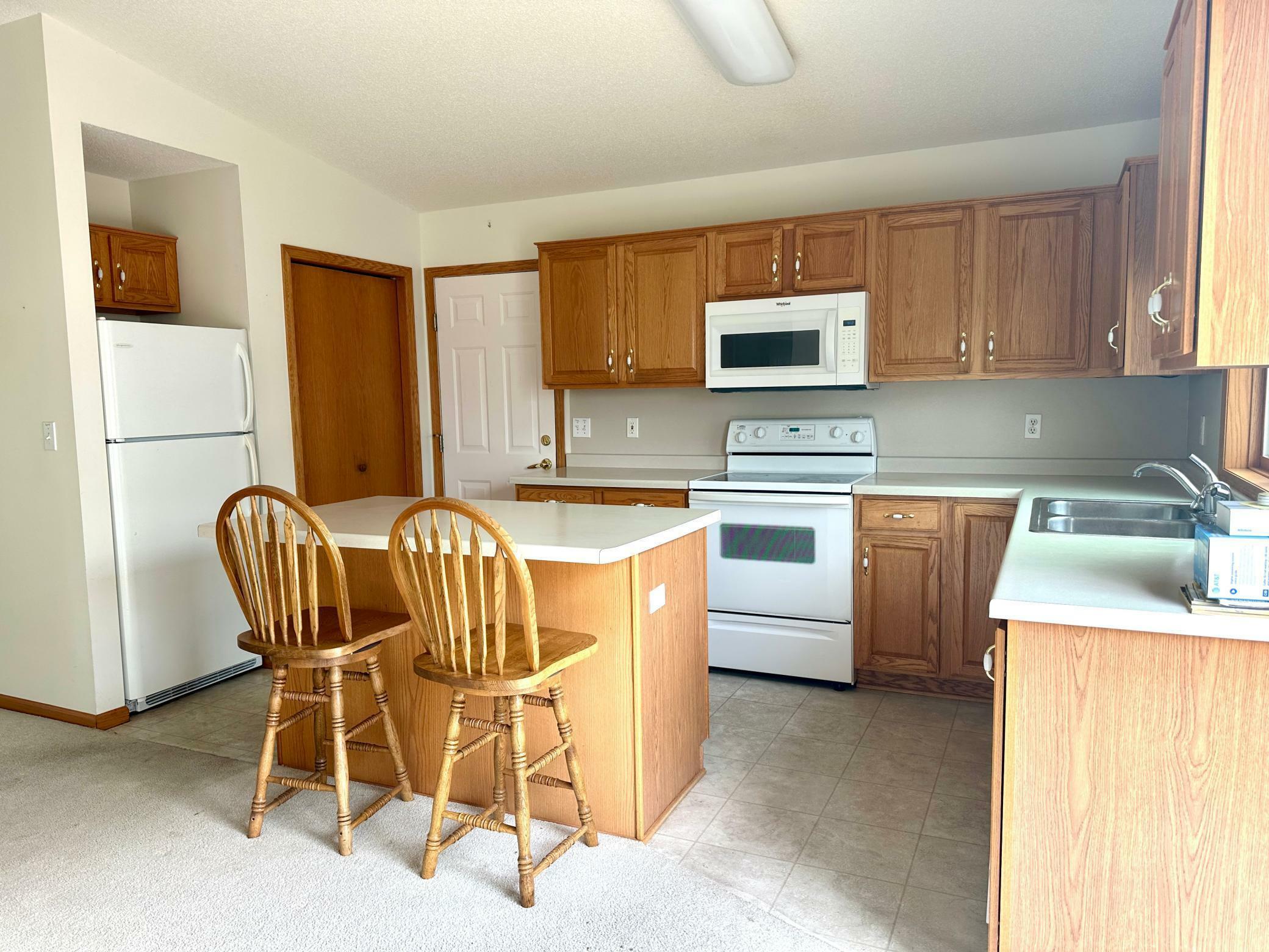 Property Photo: 722 Memorial Drive MN 55975