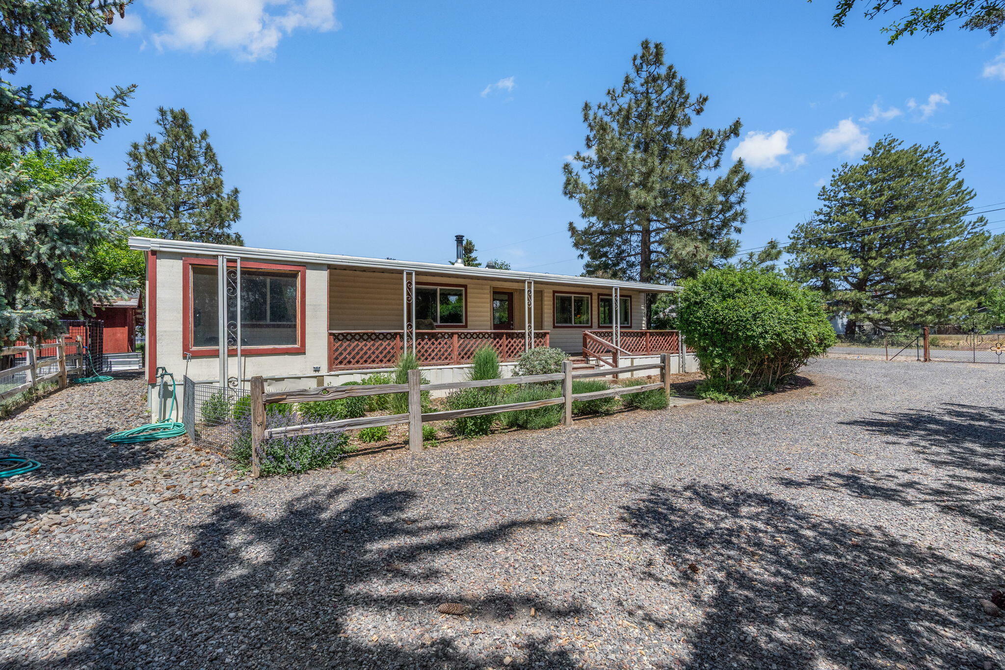 Property Photo: 8543 15th Street OR 97760