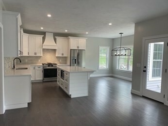 Property Photo: 288 Fisher Rd MA 01520