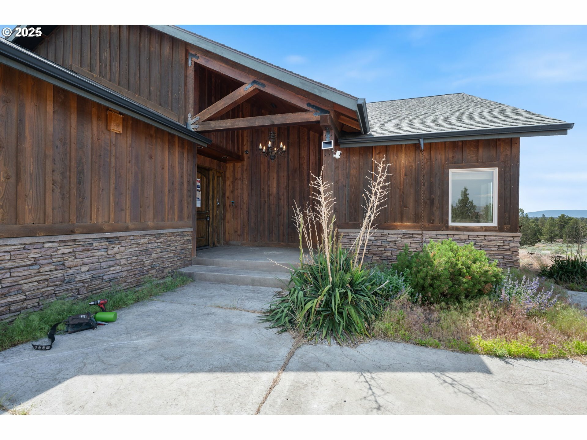 Property Photo: 10801 NW 43rd St OR 97760