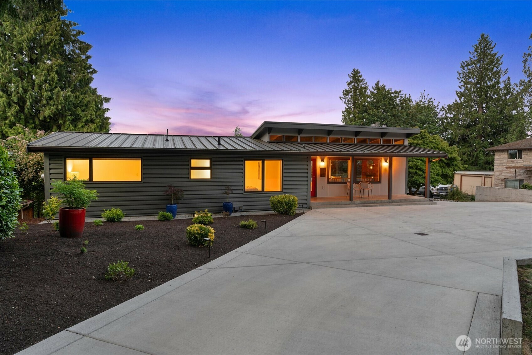 Property Photo: 16506 34th Avenue NE WA 98155