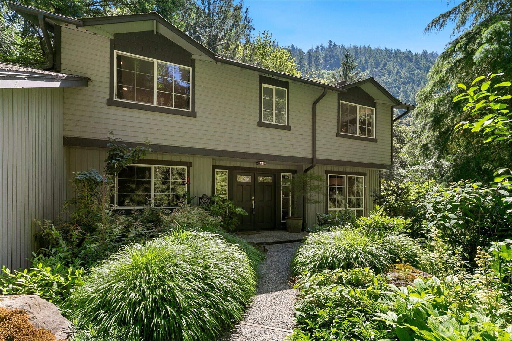 Property Photo: 24016 SE 111th Street WA 98027