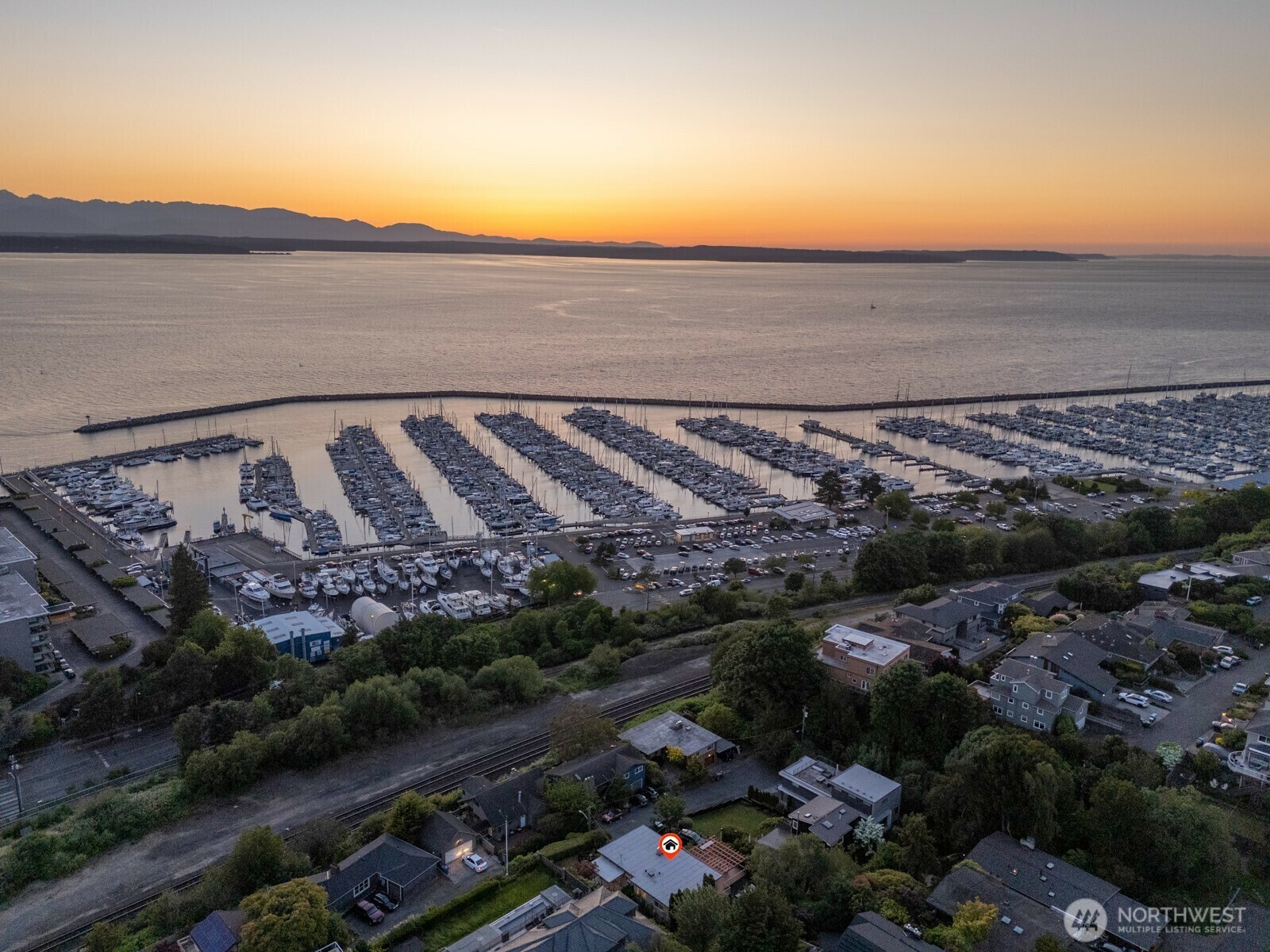 Property Photo: 6520 37th Avenue NW WA 98117