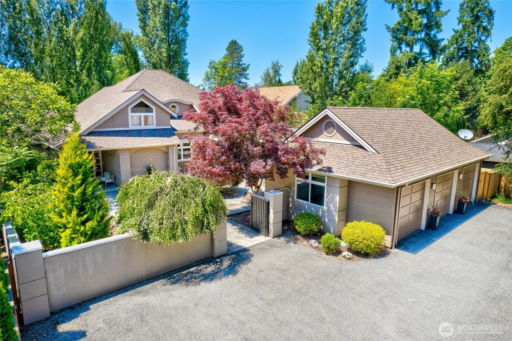 Property Photo: 13730 Main Street WA 98005