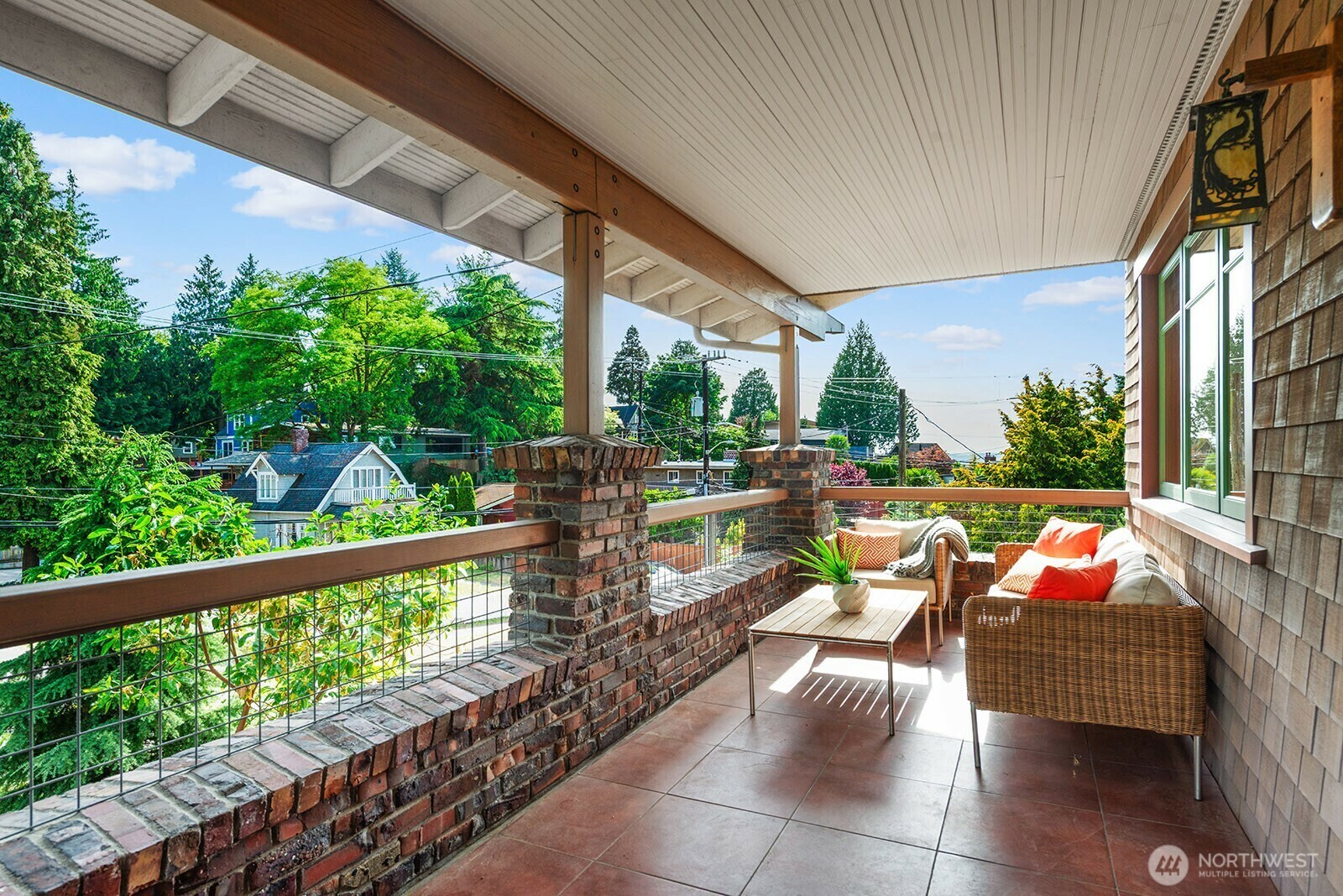 Property Photo: 4120 SW Othello Street WA 98136