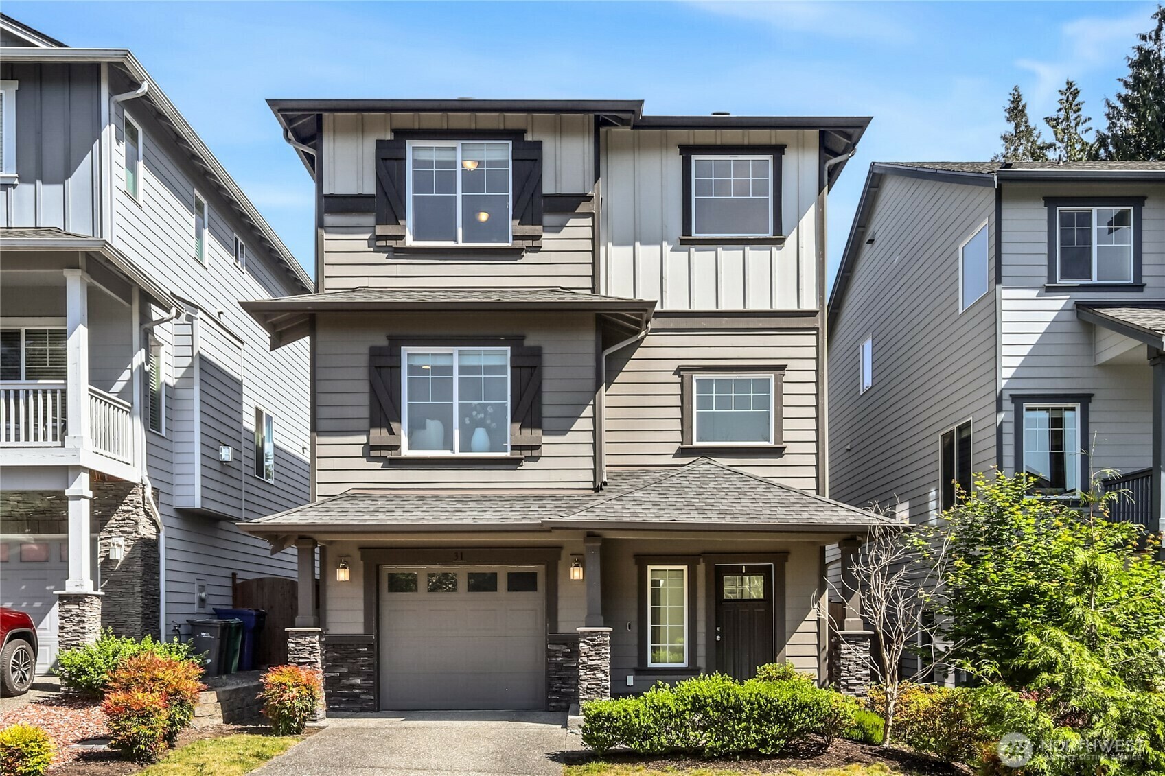 Property Photo:  31  157th Lane SE  WA 98012 