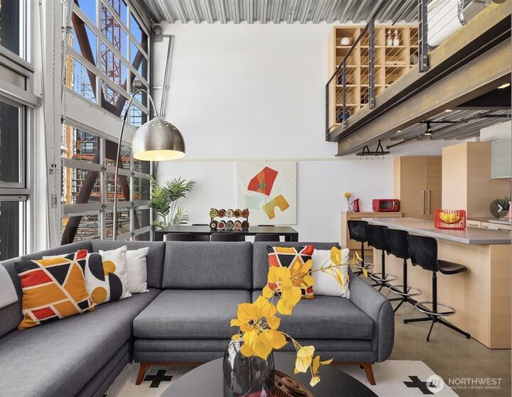 Property Photo:  1310 E Union Street 401  WA 98122 