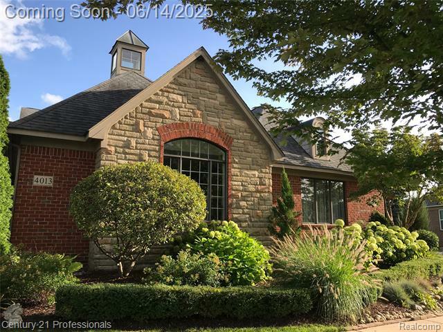 4013 Ardsley Court  Independence Twp MI 48348 photo