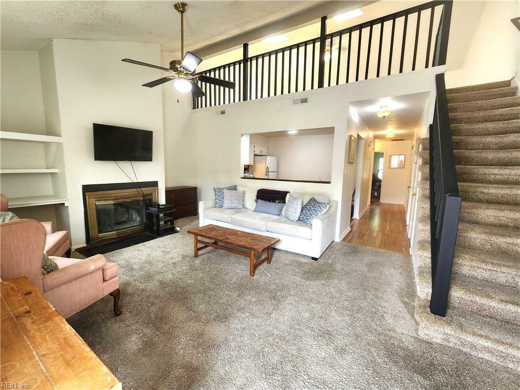 Property Photo: 41 Cooper Dr VA 23702