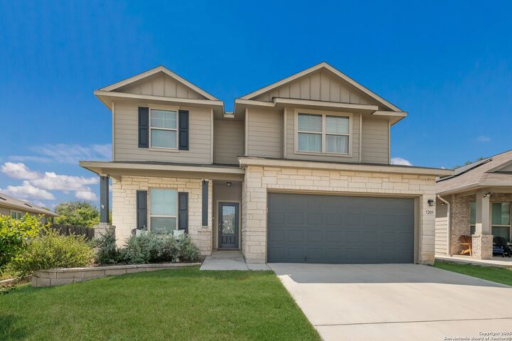 Property Photo: 7203 Geranium Path TX 78218