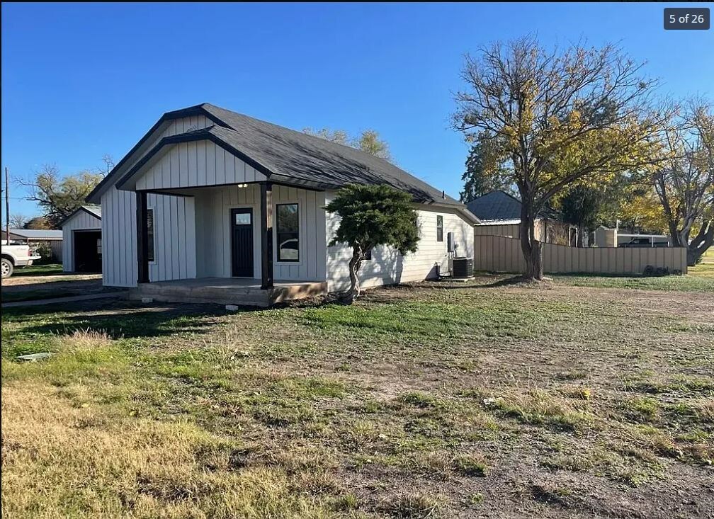 Property Photo: 108 Edward St TX 76875