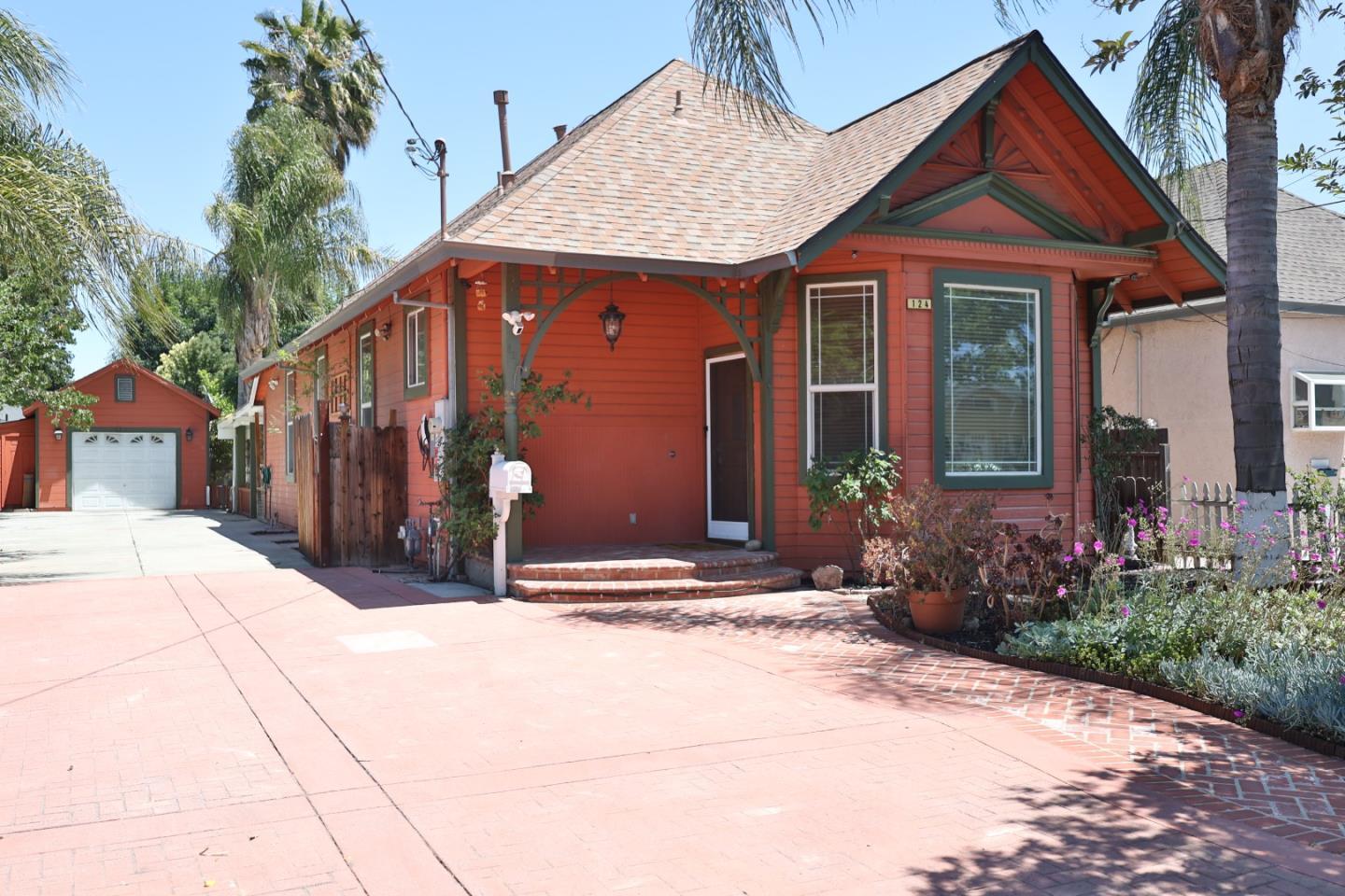 124 South 24th Street  San Jose CA 95116 photo