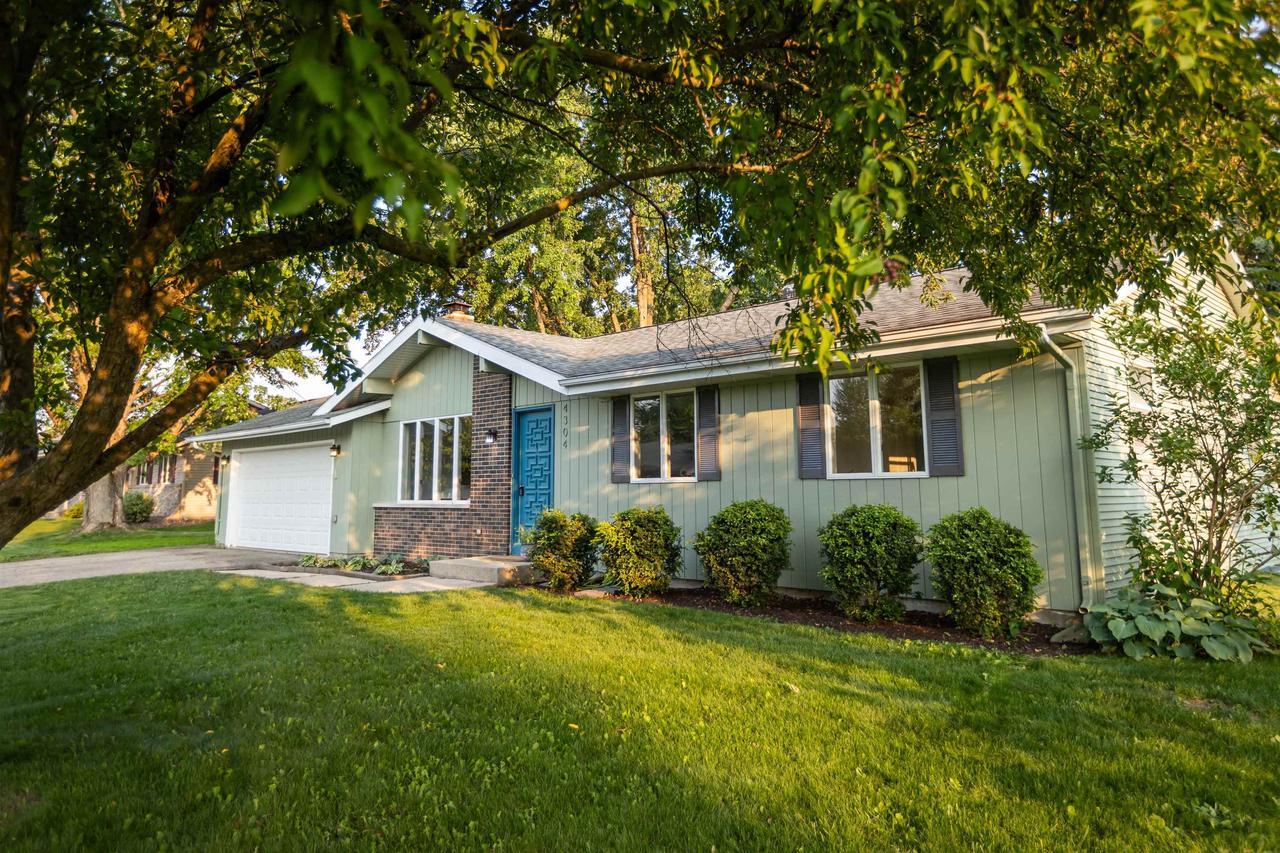 4304 Oldwyck Drive  Janesville WI 53546 photo