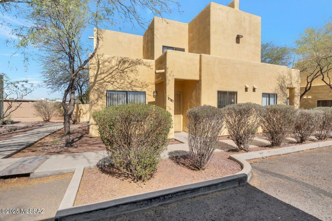 Property Photo: 3767 E Flower Street AZ 85716