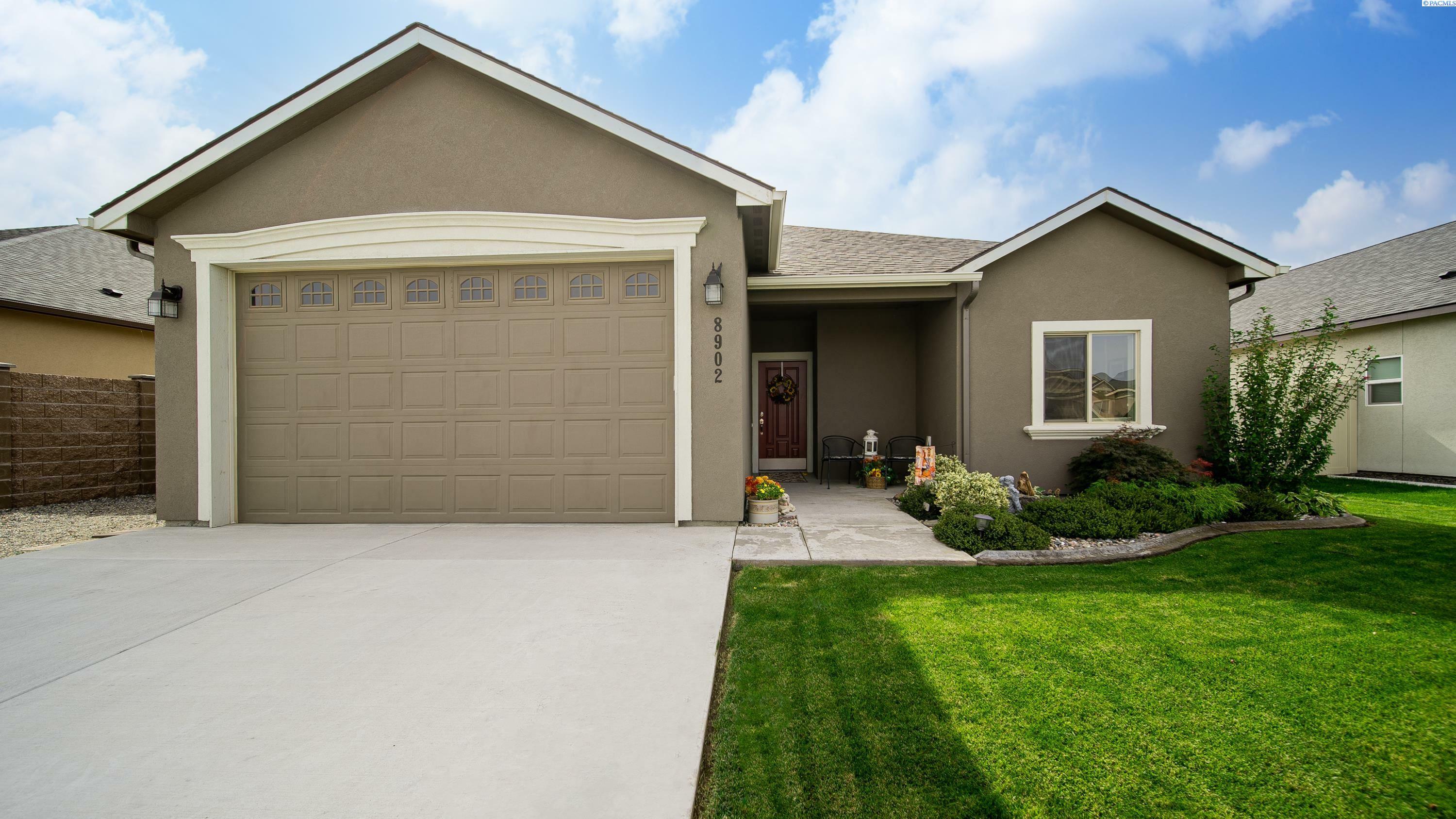 Property Photo: 8902 Sophie Rae Ct. WA 99301-4775