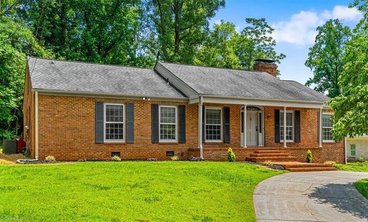 Property Photo:  308 Anchor Drive  NC 27410 