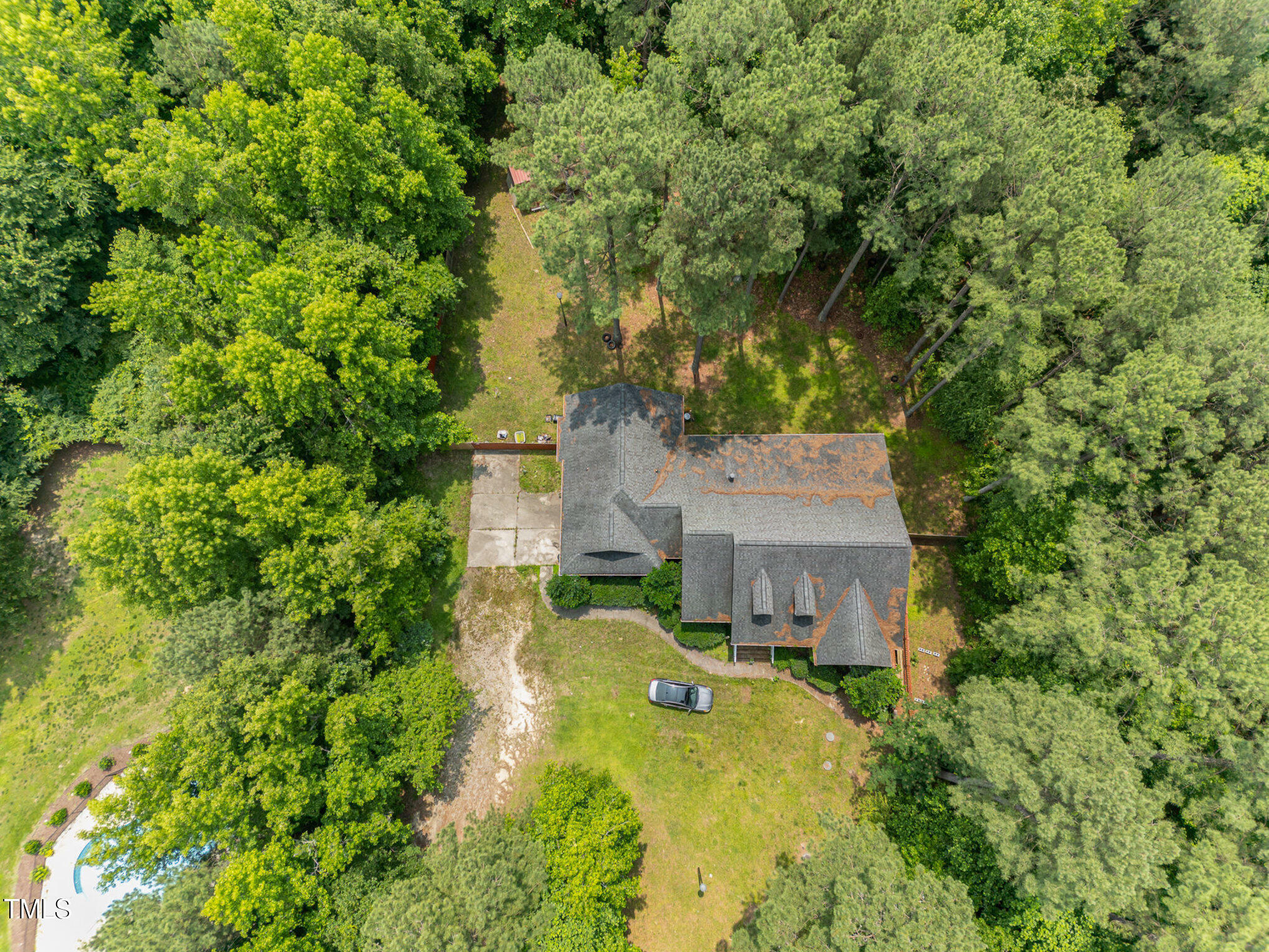 Property Photo: 3304 Black Stallion Court NC 27597