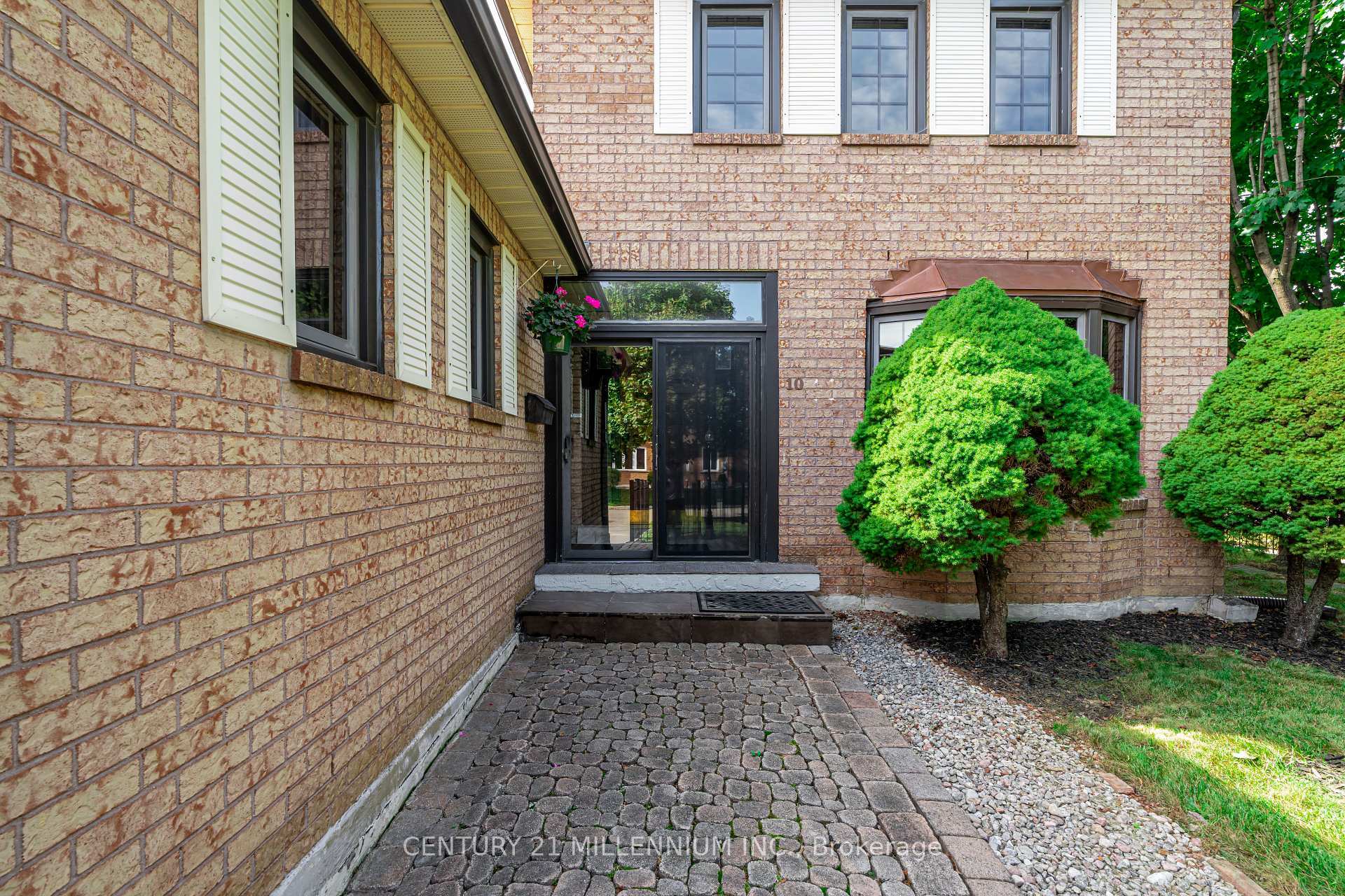 Property Photo: 10 Phelps Drive ON L6X 3V5