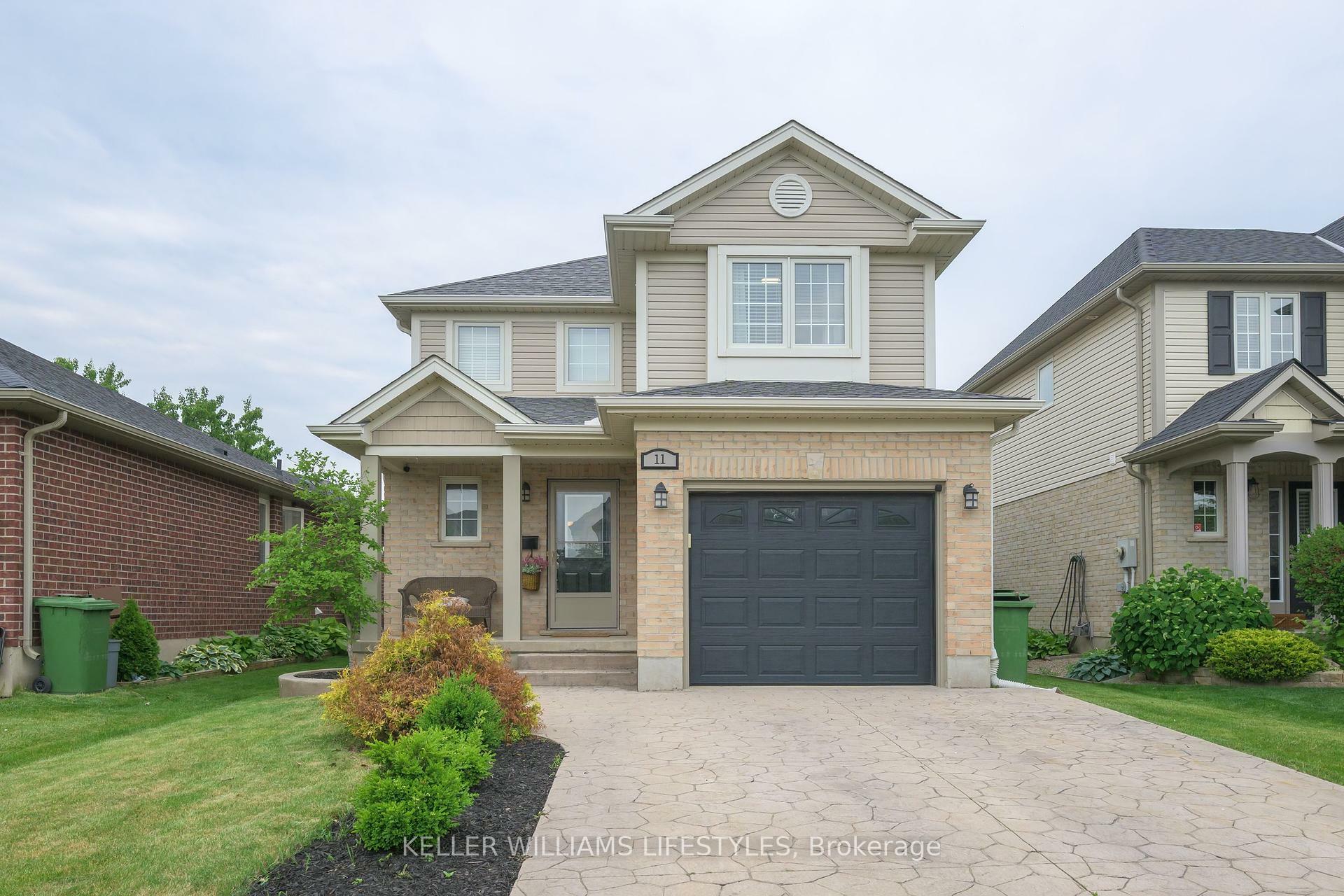 Property Photo: 11 Southgate Parkway ON N5R 6M1
