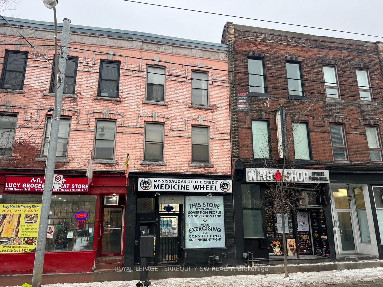 Property Photo: 213 Queen Street E 3 ON M5A 1S2