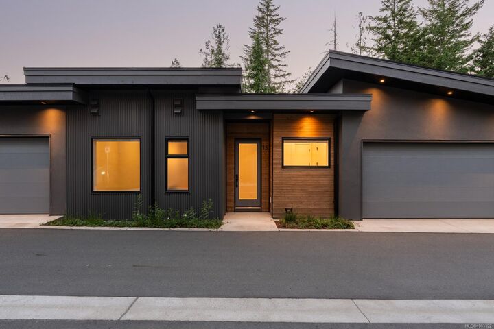 Property Photo: 3921 Olympian Way 15 BC V9C 0T1