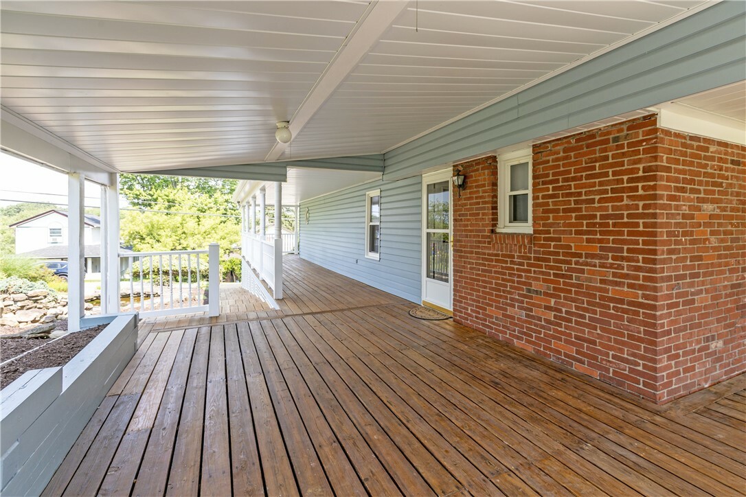 Property Photo: 217 Orchard St PA 15006