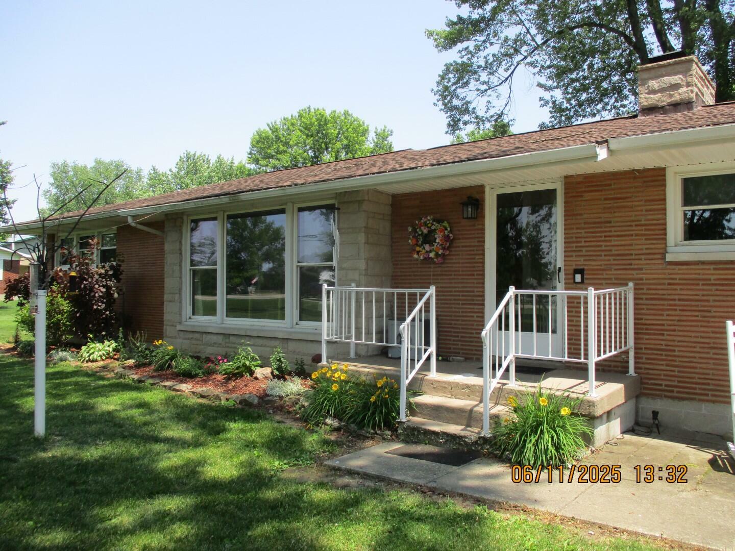 Property Photo: 6915 Troy Sidney Road OH 45356
