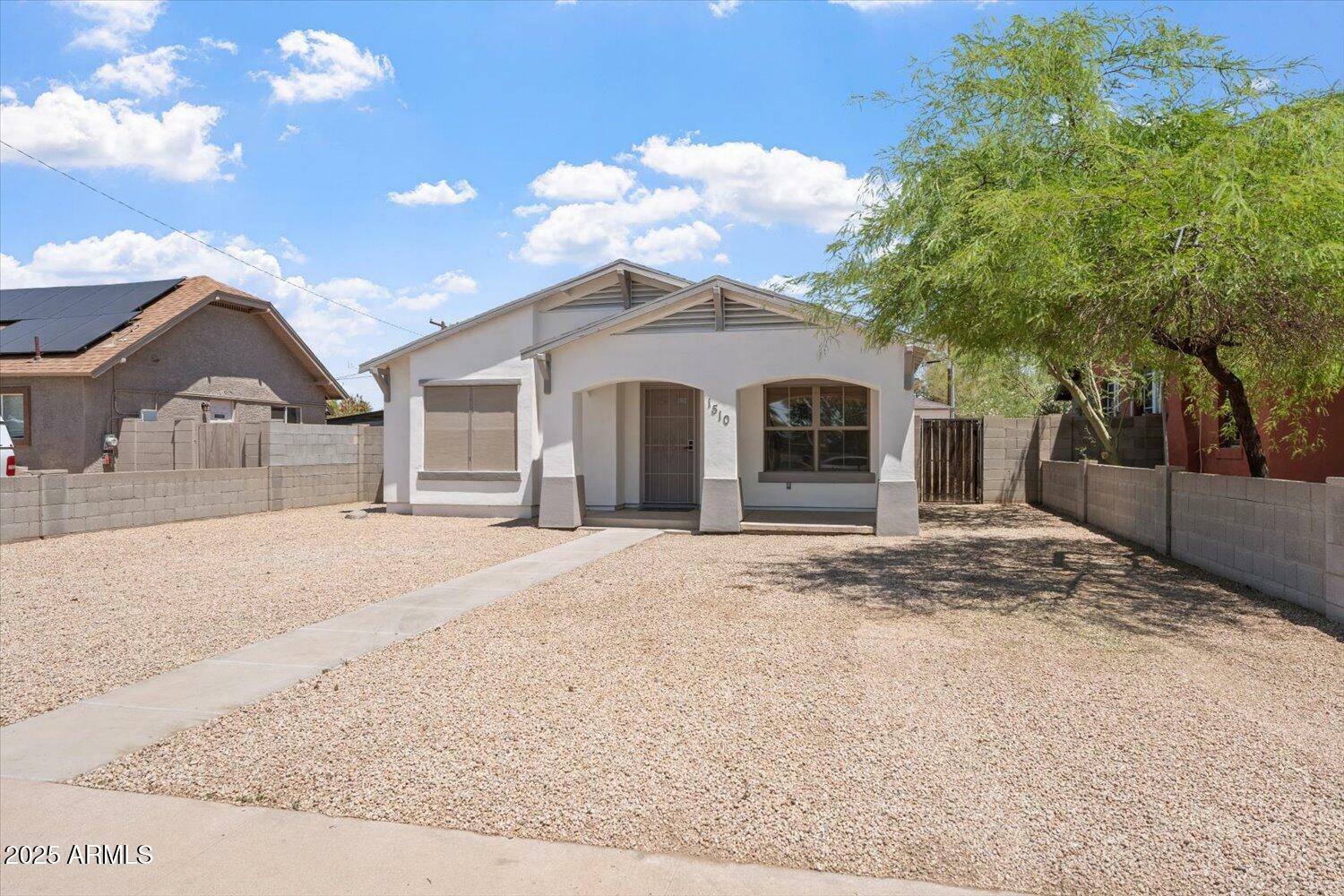 Property Photo: 1510 W Fillmore Street AZ 85007