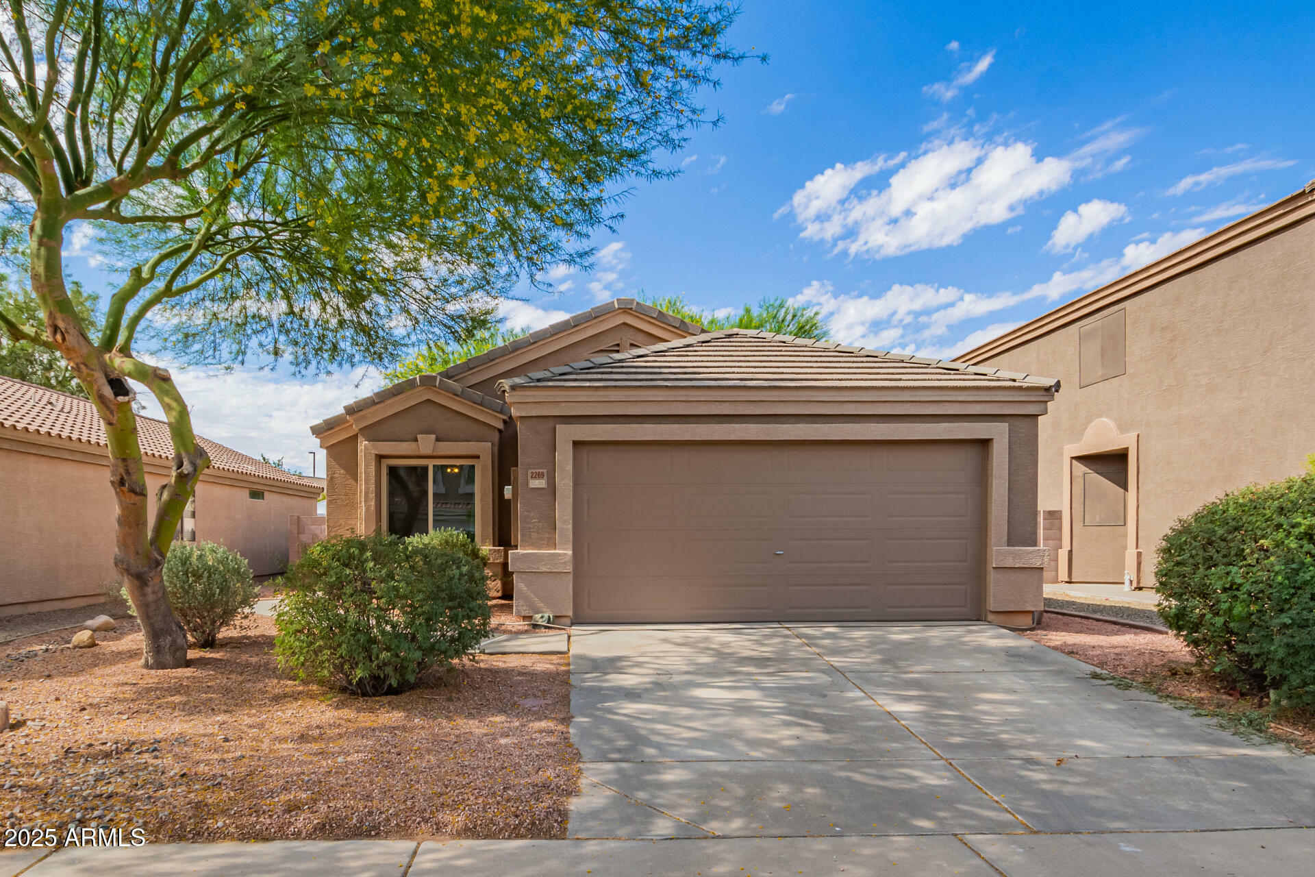 2269 W Silver Creek Lane  San Tan Valley AZ 85144 photo